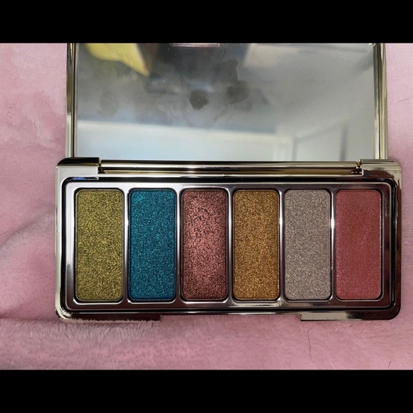 Rare Beauty Pallet - Picture 2 of 2